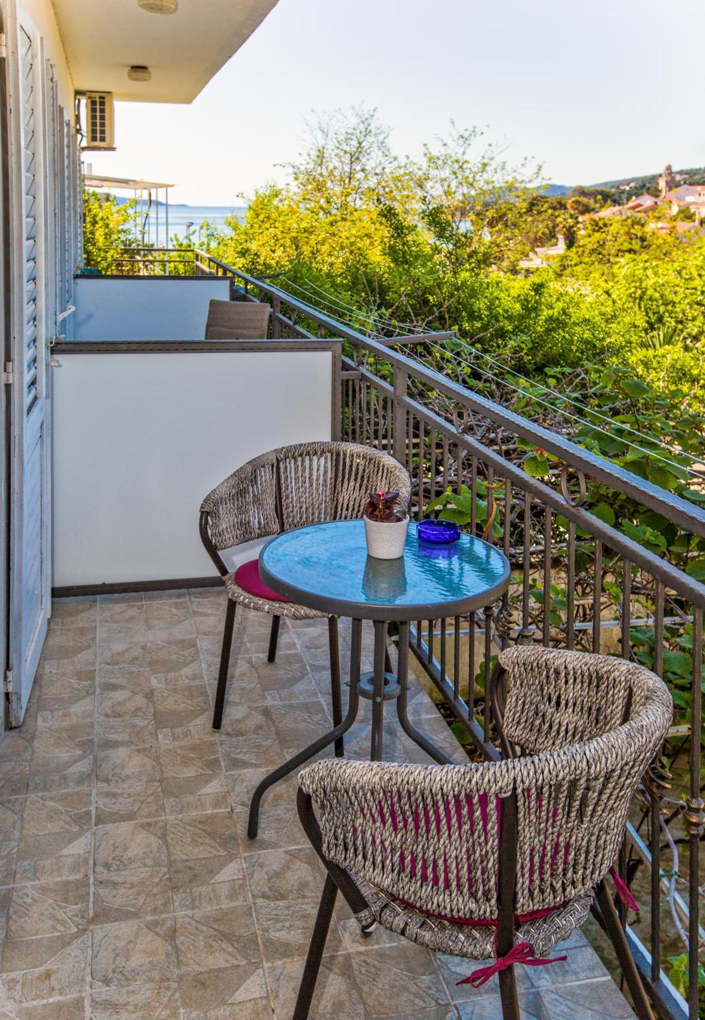 Rooms Barbaric Hvar Town Exterior photo